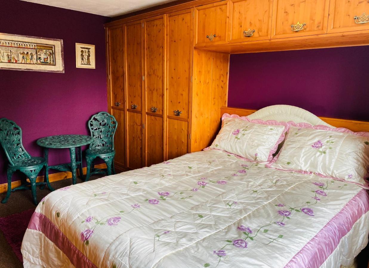Bed and Breakfast Camelot Retreat - Tor View à Glastonbury Extérieur photo
